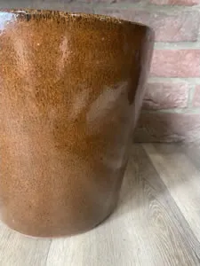 Burnt Orange Terracotta Glossy Pot 24x22cm Pic 3